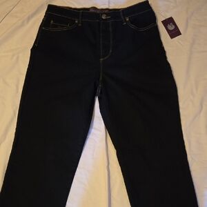 Gloria Vanderbilt Black Straight Leg Jeans Classic Style